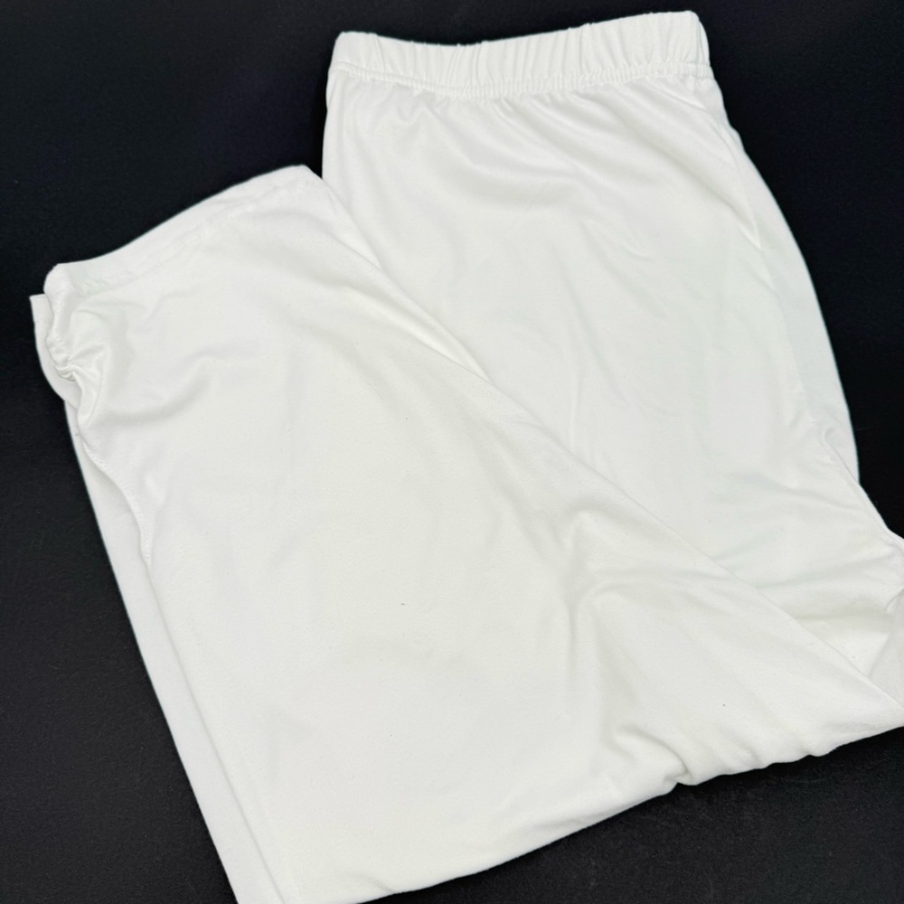 NEW Pallet Pull White Capris Size Large (CWB0001)